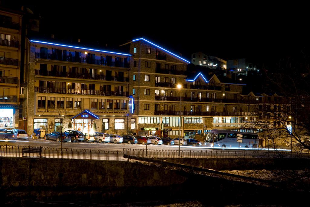 Hotel Solana Arinsal Exteriör bild